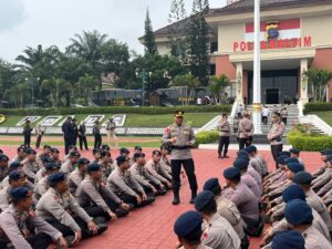 Polri Terjunkan 200 Personel Brimob dan 10 Personel Bareskrim Tangani Karhutla di Kalimantan